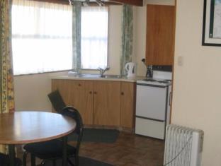 Tongariro River Motel Туранги Екстериор снимка